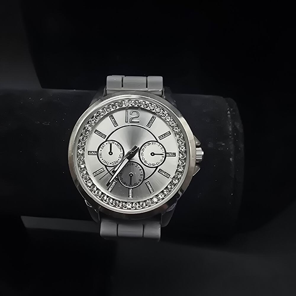 Women's Gray Silicon Quartz Watch WORKS Working